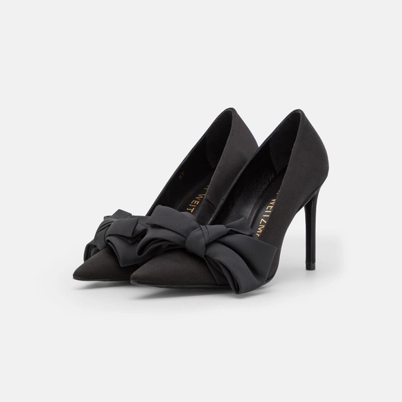 NEW Stuart Weitzman Loveknot Black Satin Bow Heels - Picture 9 of 14